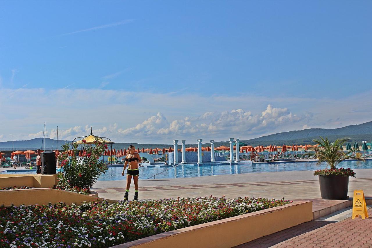 Duni Marina Beach Hotel Dyuni Exteriör bild